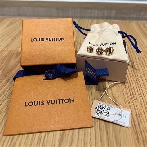 ต่างหู louis vuitton แท้|Louis Vuitton wiki.